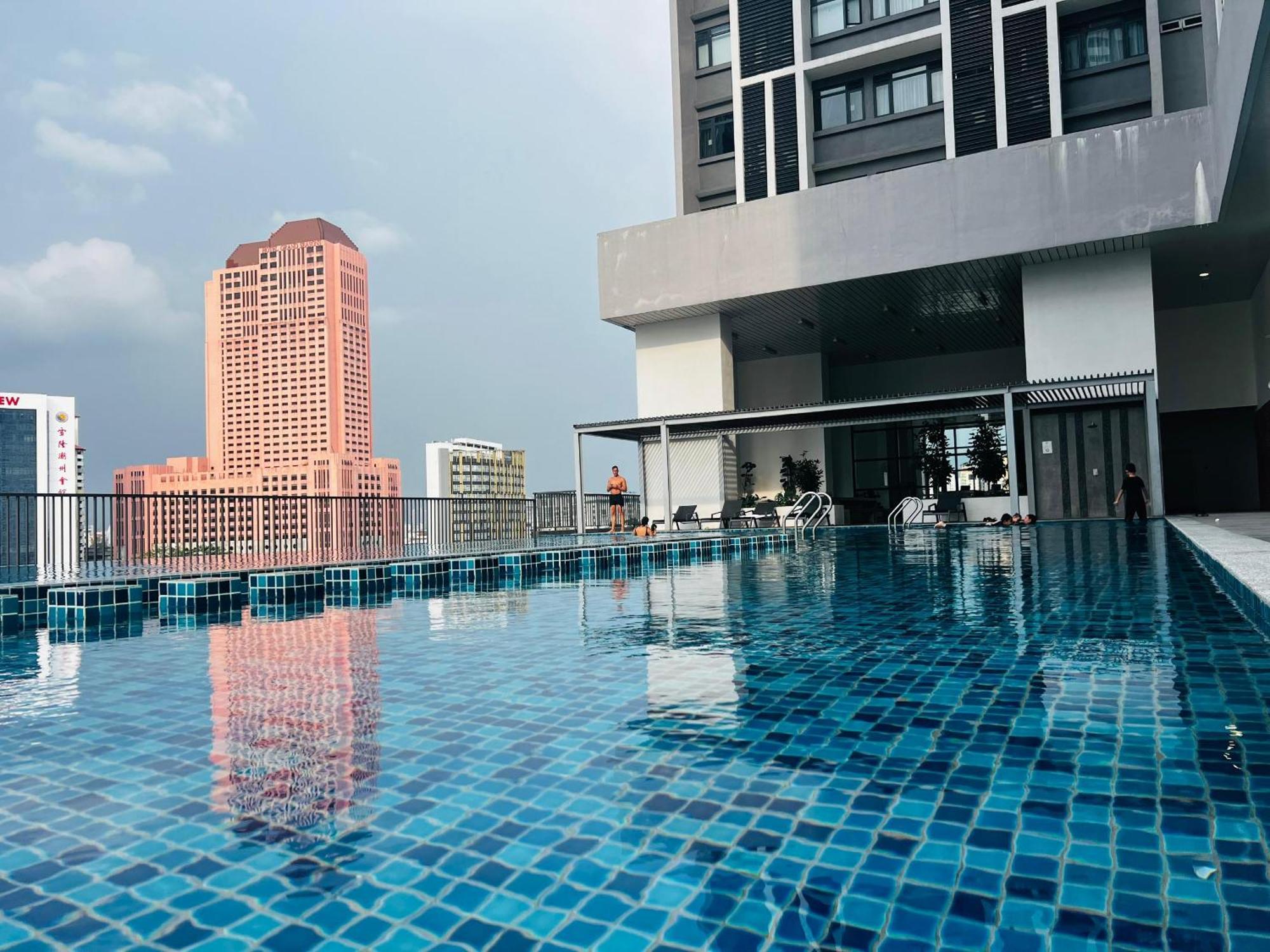 Chamber Services Suite2 Klcc Kuala Lumpur