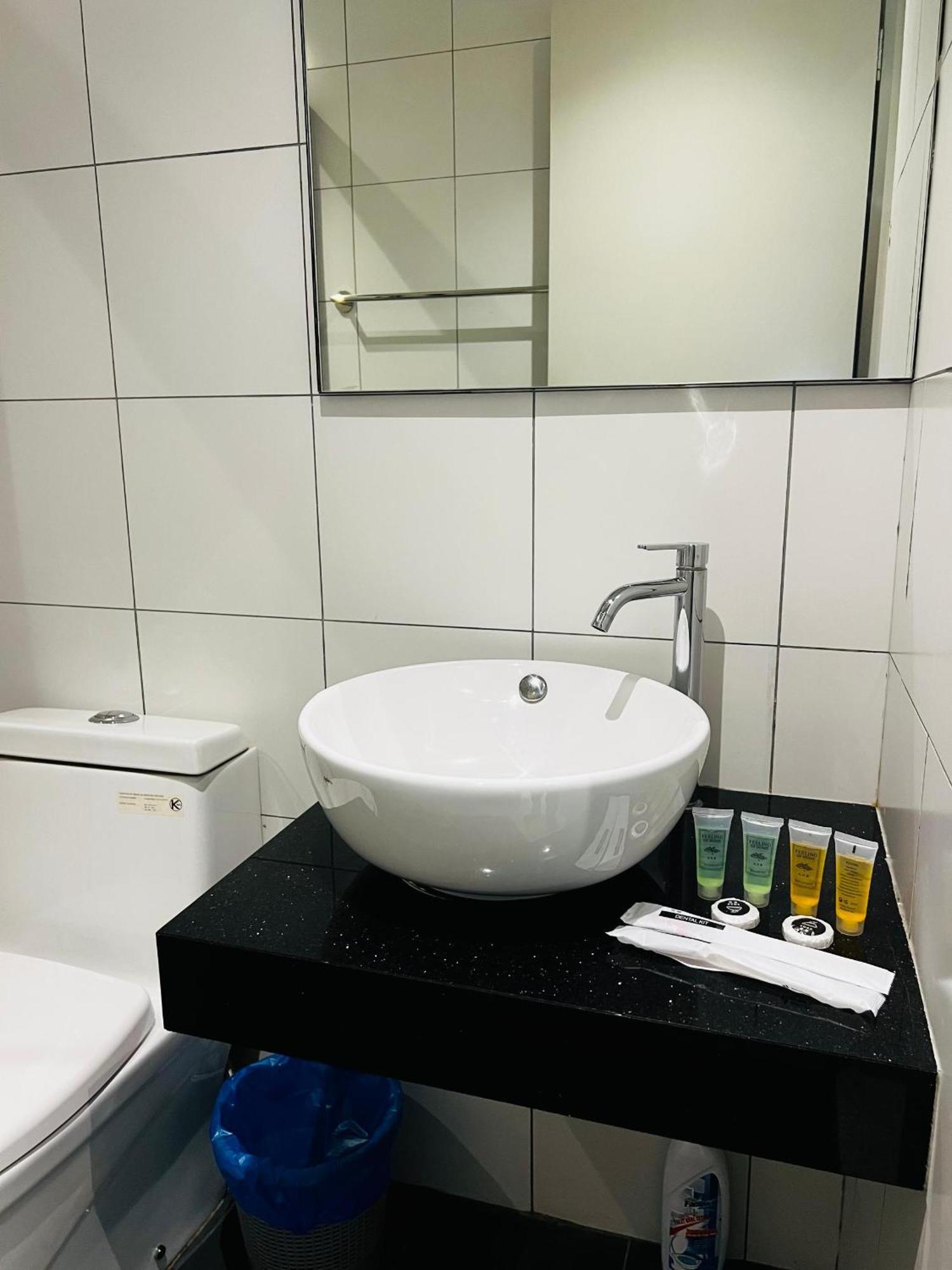 Chamber Services Suite2 Klcc Kuala Lumpur