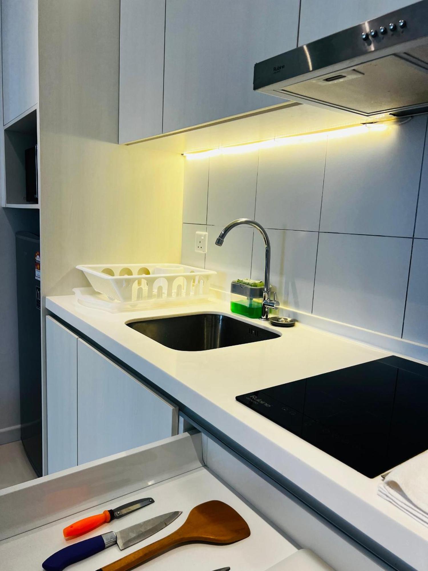 Chamber Services Suite2 Klcc Kuala Lumpur