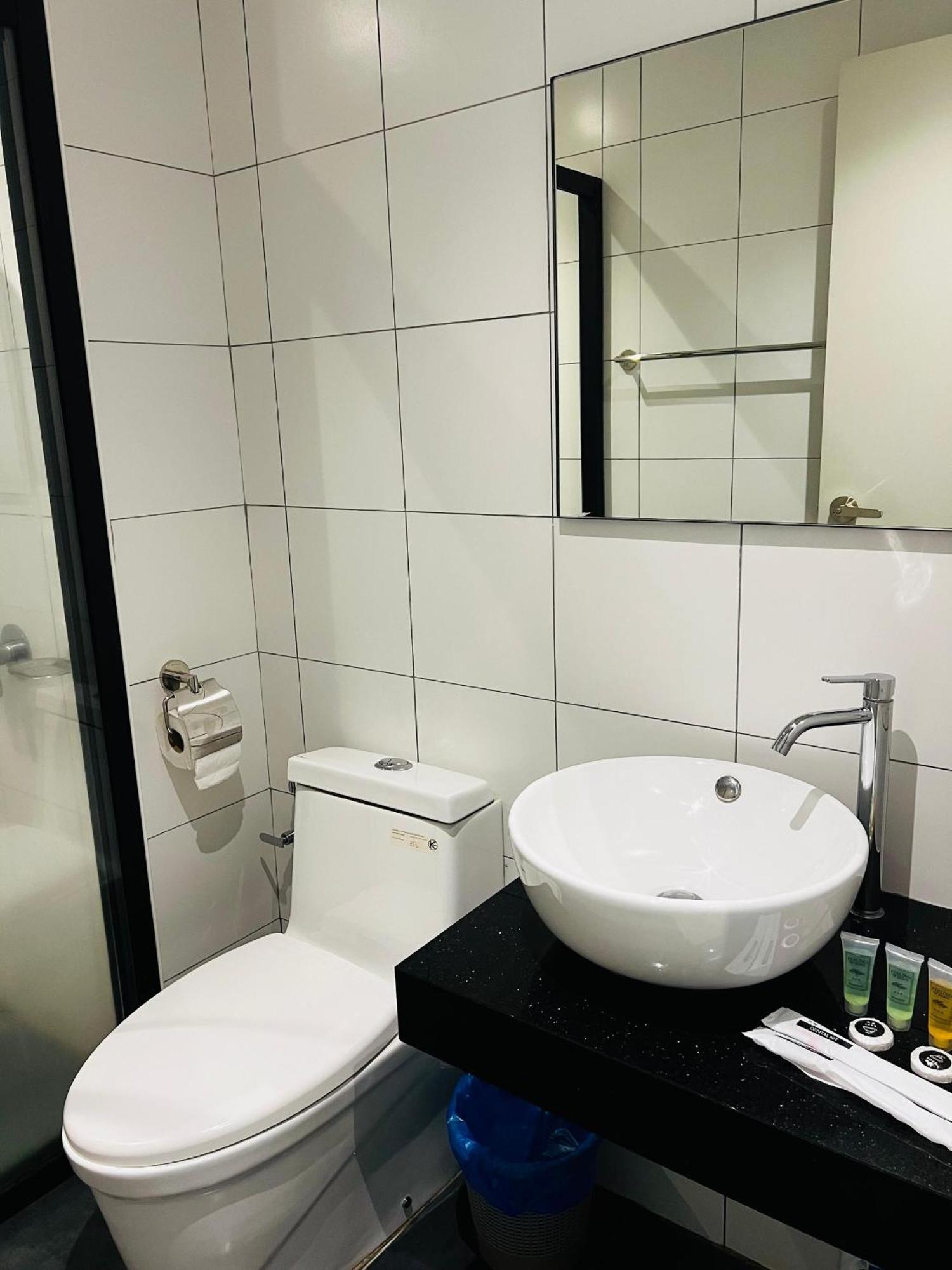 Chamber Services Suite2 Klcc * Kuala Lumpur