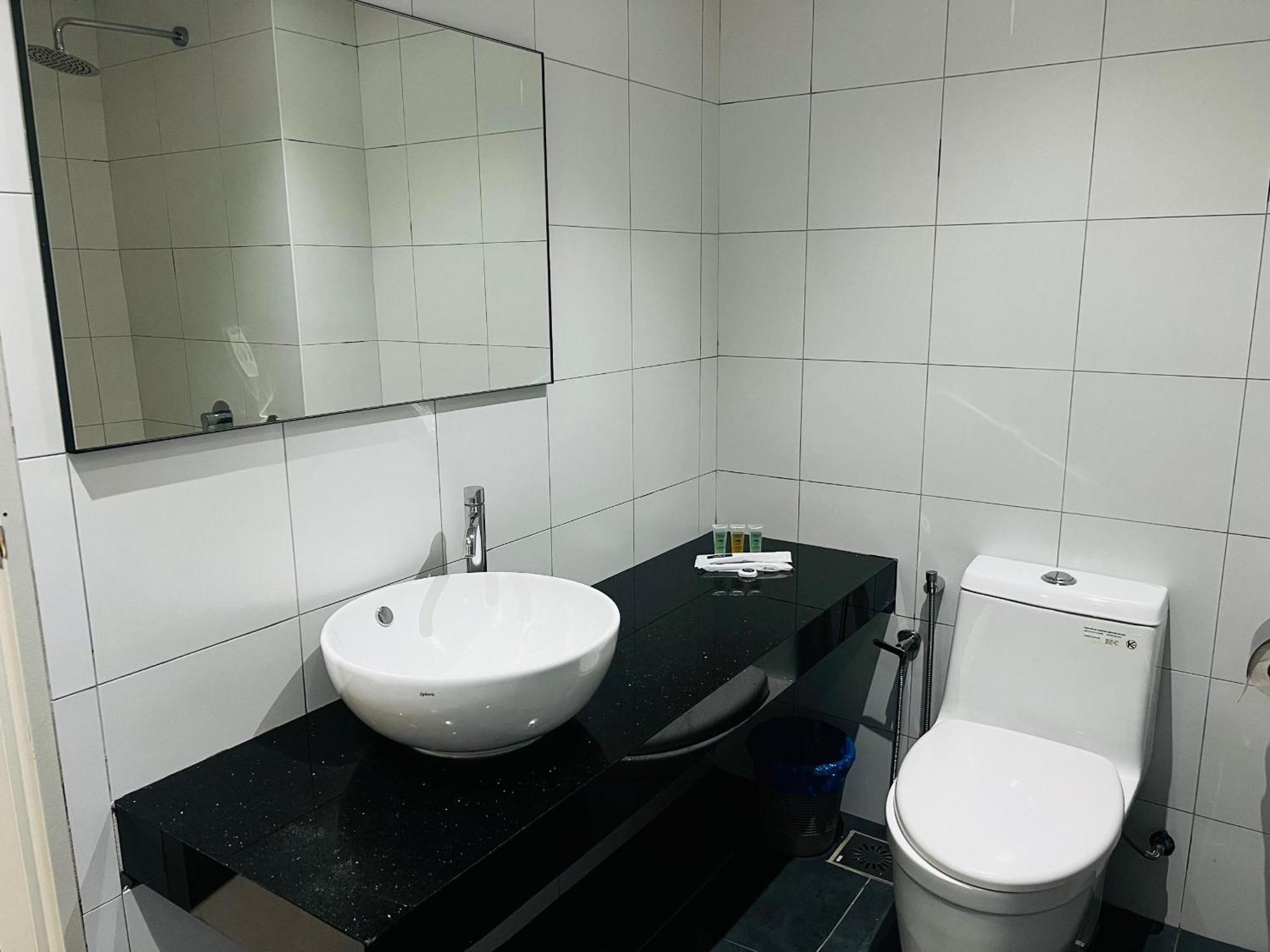 Chamber Services Suite2 Klcc * Kuala Lumpur
